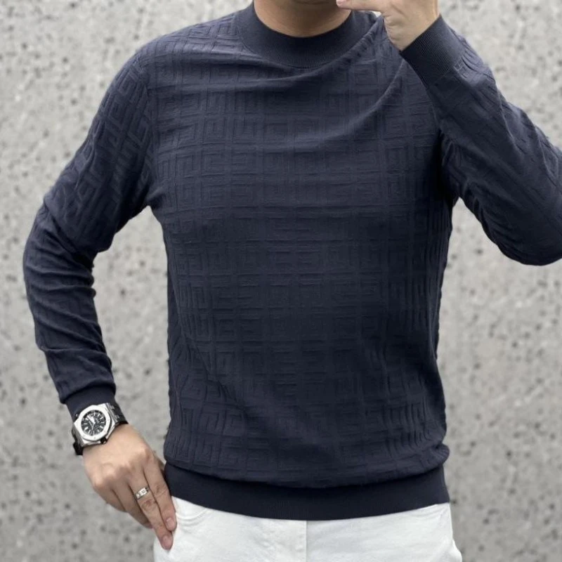High-end Men's Long-sleeved Sweater Casual Warm Solid Color Slim and Versatile Round Neck Base Sweater
High-end Men's Long-sleeved Sweater Casual Warm Solid Color Slim and Versatile Round Neck Base Sweater