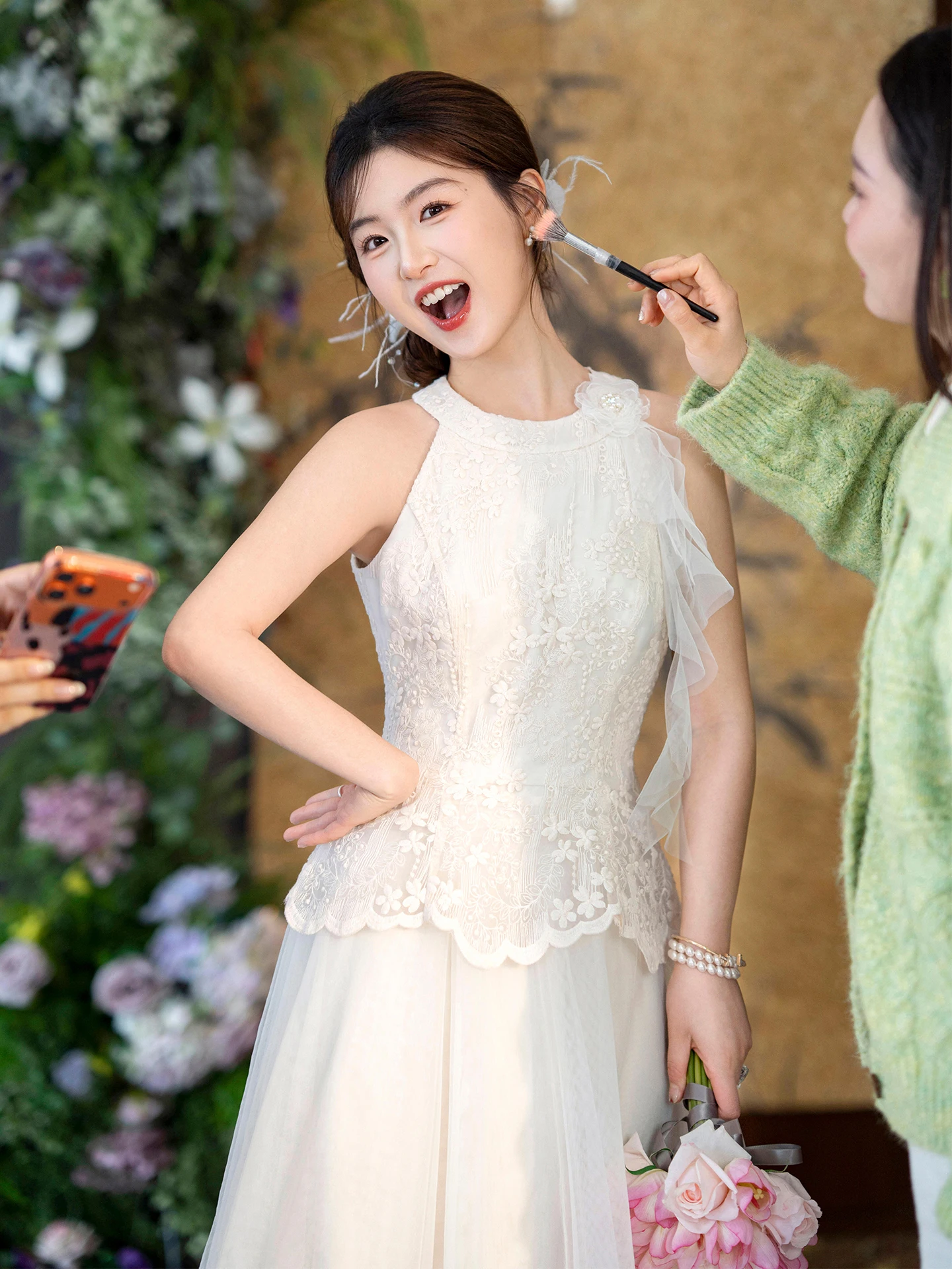 Elegant Wedding Morning Robe for Women Sweet Style mid Waist Zipper Backless Midi Dress Suitable for Wedding And Other Occasions
Elegant Wedding Morning Robe for Women Sweet Style mid Waist Zipper Backless Midi Dress Suitable for Wedding And Other Occasions