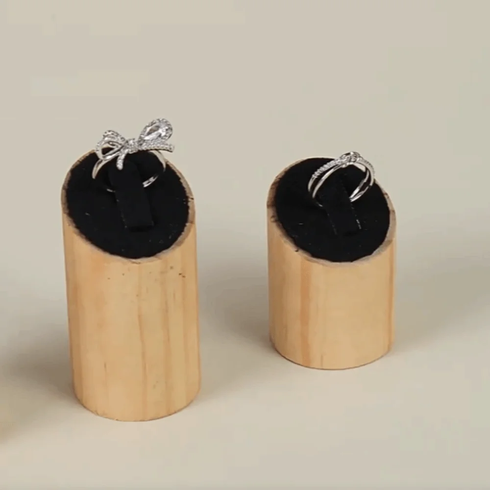 3Pcs/set Vintage Ring Jewelry Display Rack Elegant Decoration Desktop Storage Rack Premium Ornaments Ring Holder Counter
3Pcs/set Vintage Ring Jewelry Display Rack Elegant Decoration Desktop Storage Rack Premium Ornaments Ring Holder Counter