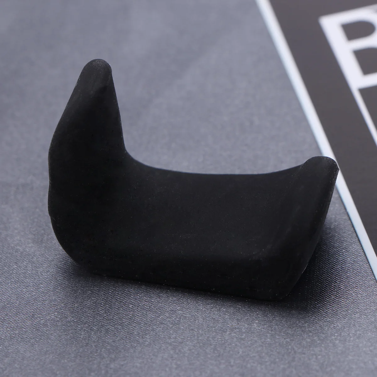 Rubber Adjustable Thumb Finger Rest for Oboe Clarinet Ergonomic Protector Non Slip Fatigue Relief Clarinet Oboe Accessories
Rubber Adjustable Thumb Finger Rest for Oboe Clarinet Ergonomic Protector Non Slip Fatigue Relief Clarinet Oboe Accessories