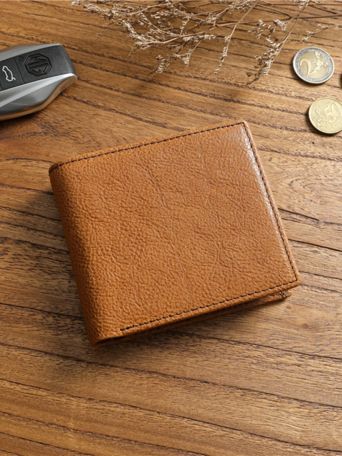 Men's Retro Vegetable Tanned Full-Grain Leather Cowhide Short Wallet Multiple Card Slots Genuine Japanese Leisure Coin Purse
Men's Retro Vegetable Tanned Full-Grain Leather Cowhide Short Wallet Multiple Card Slots Genuine Japanese Leisure Coin Purse