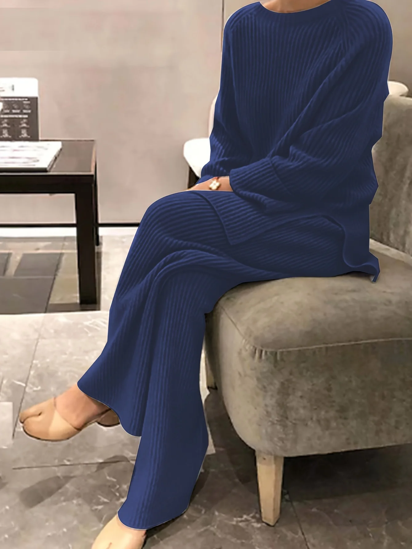 Новая домашняя одежда больших размеров, комплект из двух предметов, пижама, женская зимняя женская теплая домашняя одежда, модный повседневный пуловер, топы, вязаные штаны
Новая домашняя одежда больших размеров, комплект из двух предметов, пижама, женская зимняя женская теплая домашняя одежда, модный повседневный пуловер, топы, вязаные штаны