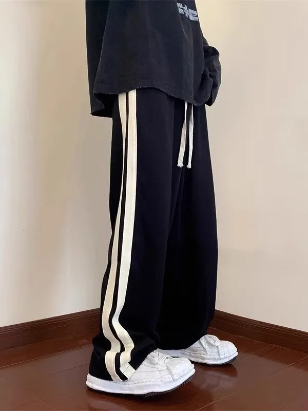 Loose Fit American Casual Bla Sport Pants Men's Spring Autumn Side Stripe Straight Leg Long Trousers Large Size
Loose Fit American Casual Bla Sport Pants Men's Spring Autumn Side Stripe Straight Leg Long Trousers Large Size