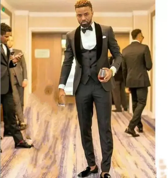 Handsome One Button Charcoal Grey Groom Tuxedos Shawl Lapel Slim Fit Groom Best Man Suits(Jacket+Vest+Pants)
Handsome One Button Charcoal Grey Groom Tuxedos Shawl Lapel Slim Fit Groom Best Man Suits(Jacket+Vest+Pants)