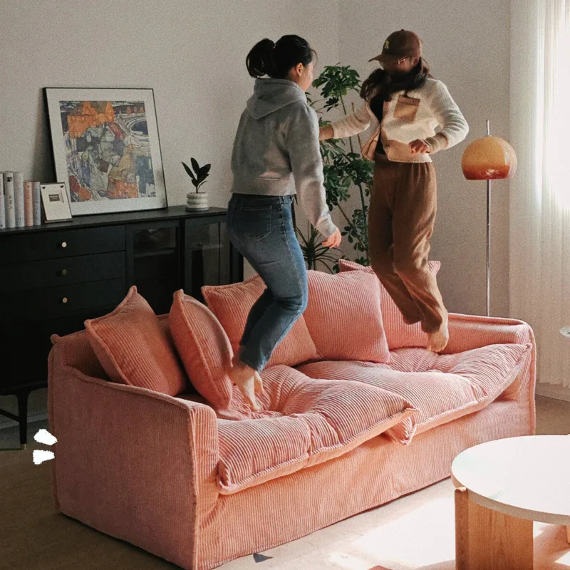 Скандинавский современный вельветовый тканевый диван, съемный и моющийся, мягкая сумка для гостиной, диван для трех человек, повседневный диван для переговоров на заказ
Скандинавский современный вельветовый тканевый диван, съемный и моющийся, мягкая сумка для гостиной, диван для трех человек, повседневный диван для переговоров на заказ