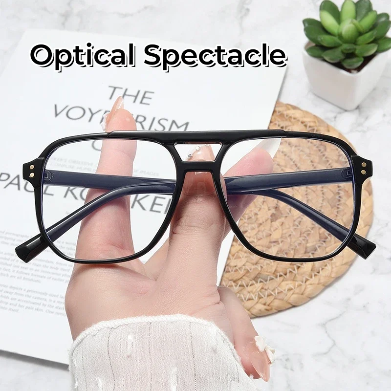 Retro Tide Glasses Optical Spectacle Transparent Computer Glasses Fashion Large Frame Double Beam Anti-blue Light Glasses
Retro Tide Glasses Optical Spectacle Transparent Computer Glasses Fashion Large Frame Double Beam Anti-blue Light Glasses