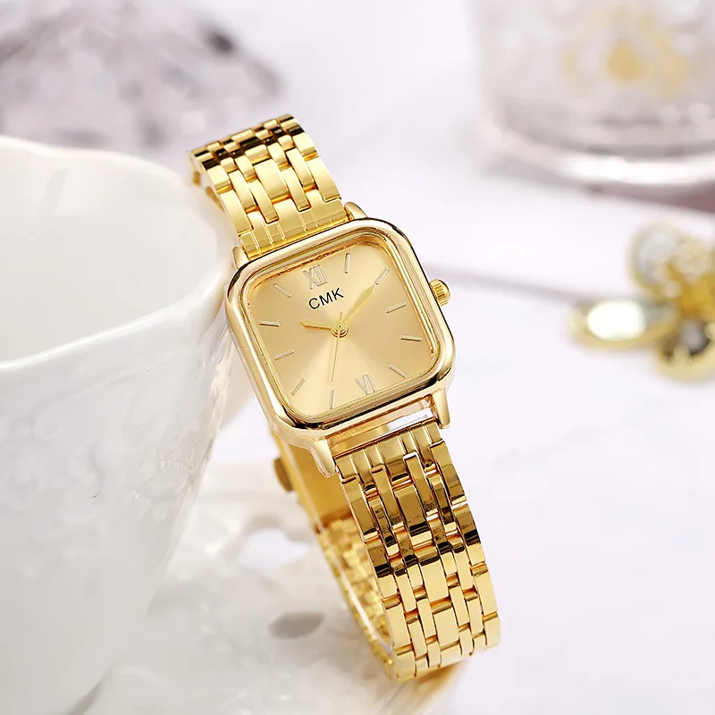 The new cross-border steel band ladies' watch is fashionable, simple and elegant. It is a small wristwatch and a light luxury sm
The new cross-border steel band ladies' watch is fashionable, simple and elegant. It is a small wristwatch and a light luxury sm