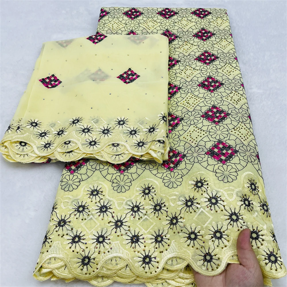 Новая разноцветная кружевная ткань из швейцарского вуаля (5+2 ярда) с камнями для шитья, нигерийское хлопковое сухое кружево для женских вечерних нарядов 2026 года
Новая разноцветная кружевная ткань из швейцарского вуаля (5+2 ярда) с камнями для шитья, нигерийское хлопковое сухое кружево для женских вечерних нарядов 2026 года