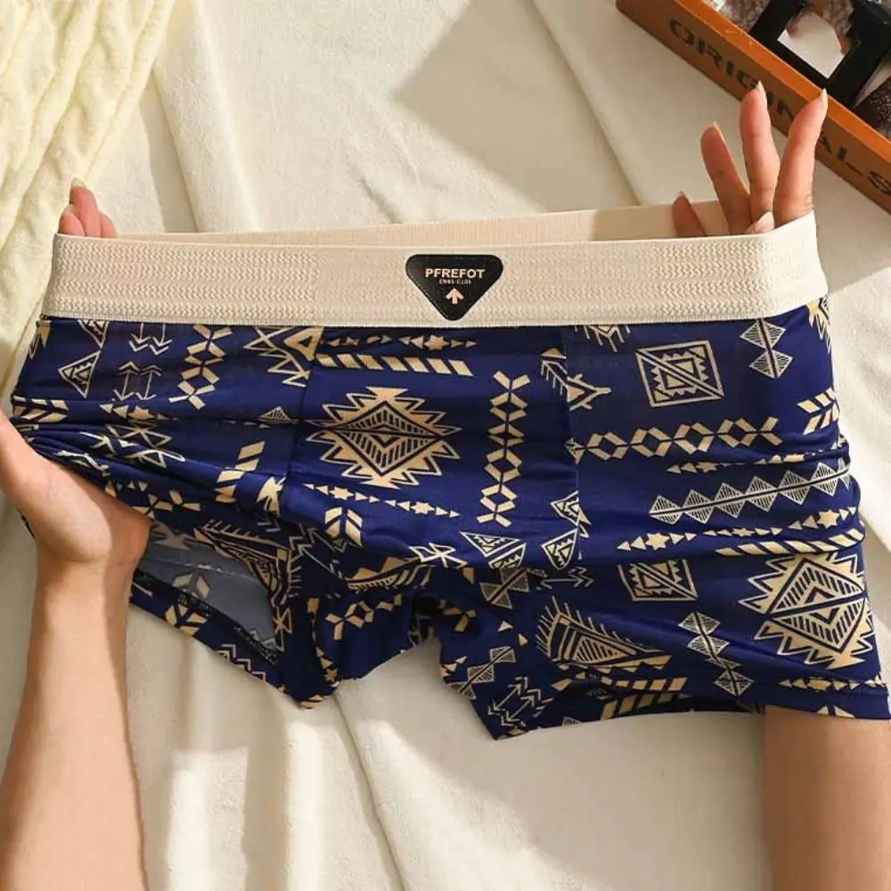 3Pcs Breathable Plus Size Men's Boxer Briefs Mid Waist Seamless Underwear for Man Elastic Lingerie Shorts Underpants Male
3Pcs Breathable Plus Size Men's Boxer Briefs Mid Waist Seamless Underwear for Man Elastic Lingerie Shorts Underpants Male