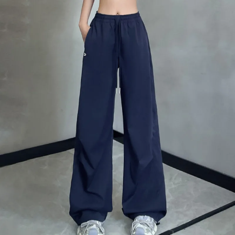 Hip Hop Embroidered Work Pants Women Spring Summer Casual Quick Drying Pants Y2k Emo Oversize Baggy Pants Gothic Sweatpants Girl
Hip Hop Embroidered Work Pants Women Spring Summer Casual Quick Drying Pants Y2k Emo Oversize Baggy Pants Gothic Sweatpants Girl