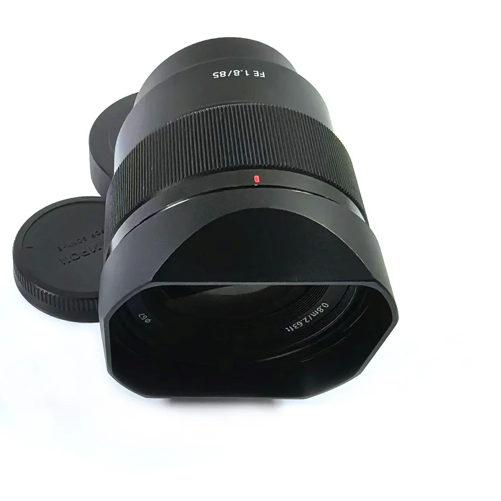 Design for Sony FE 85mm F1.8 FE1.8/85 Metal Bayonet Square Lens Hood With Hood Cap
Design for Sony FE 85mm F1.8 FE1.8/85 Metal Bayonet Square Lens Hood With Hood Cap