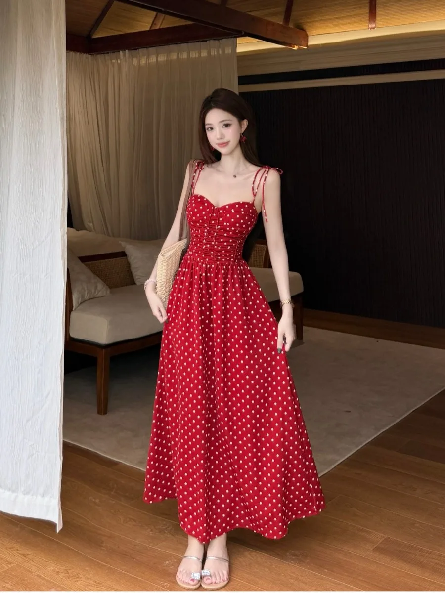 plus Size Red Polka Dot Strap Dress Women's Summer New Ageless Waist Cinching A-Line Long Dress Vintage Style High Waist Long...
plus Size Red Polka Dot Strap Dress Women's Summer New Ageless Waist Cinching A-Line Long Dress Vintage Style High Waist Long...