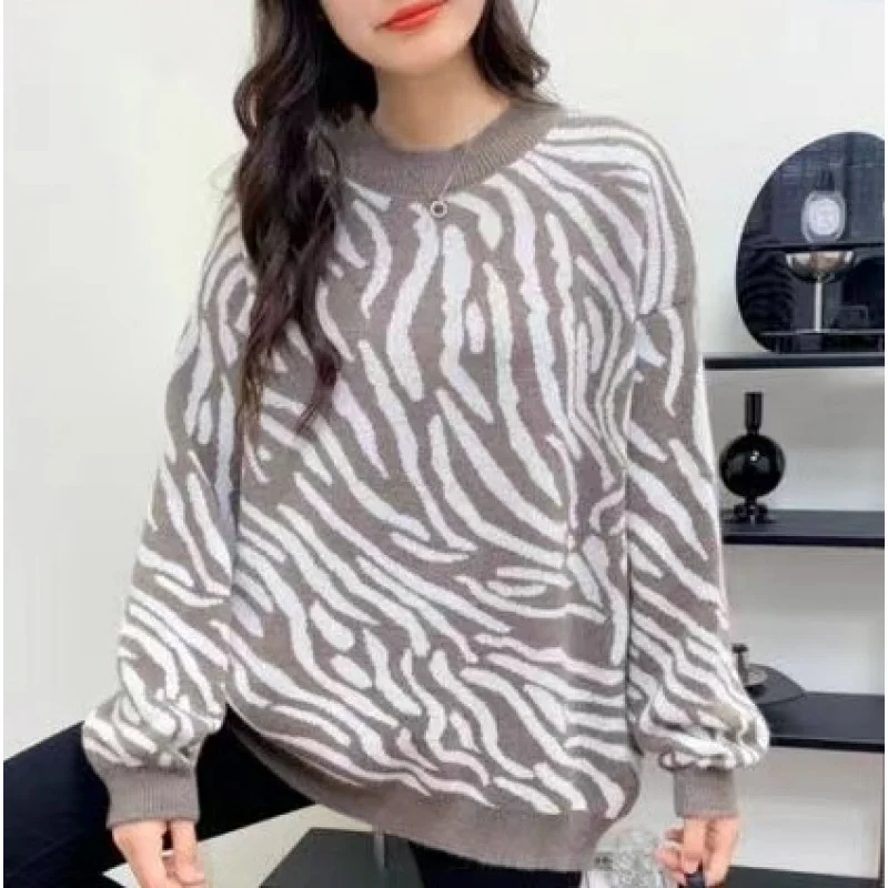 2025 autumn winter New Pattern fashion knitted pullover sweater plus size round neck knitwear women
2025 autumn winter New Pattern fashion knitted pullover sweater plus size round neck knitwear women
