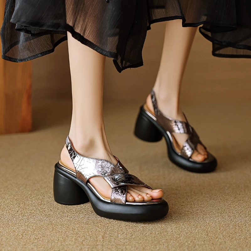 Women's new leather cowhide round toe thick sole loose grip high heels open toed fish mouth shoes fashion sandals
Women's new leather cowhide round toe thick sole loose grip high heels open toed fish mouth shoes fashion sandals