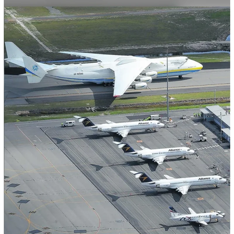 2026 New 1/400 Scale 20CM Diecast Metal Alloy Ukraine Antonov An-225 "Mriya" Airplane Model Replica Model Toy For Collection
2026 New 1/400 Scale 20CM Diecast Metal Alloy Ukraine Antonov An-225 "Mriya" Airplane Model Replica Model Toy For Collection
