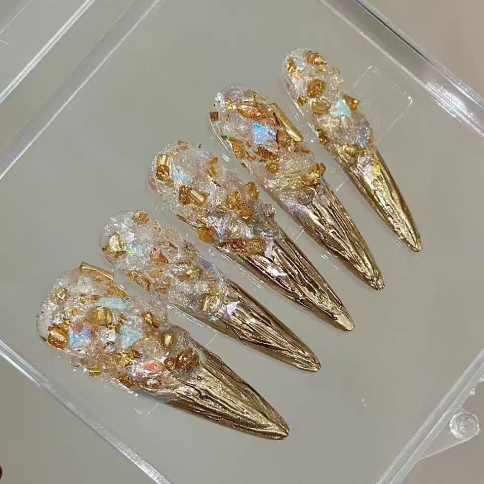 Luxury Handmade Full Cover Nail Tip Gold Stiletto False Nail European Wearable Shiny Diamond Press on Nails Set Fake For Girl
Luxury Handmade Full Cover Nail Tip Gold Stiletto False Nail European Wearable Shiny Diamond Press on Nails Set Fake For Girl