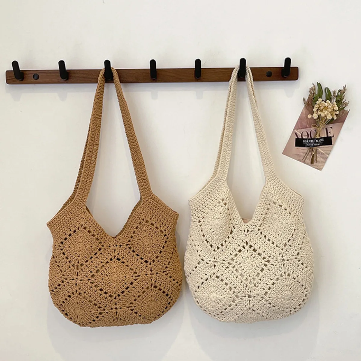 JIOMAY 2025 Women's Boho Cotton Rope Shoulder Bag - Geometric Woven Tote, Casual Chic Beach Bag for Everyday Outings And Travel
JIOMAY 2025 Women's Boho Cotton Rope Shoulder Bag - Geometric Woven Tote, Casual Chic Beach Bag for Everyday Outings And Travel