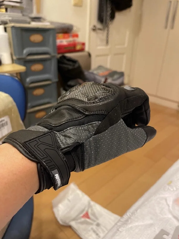 Full Finger Leather Motorcycle Gloves Breathable with Touchscreen Protector Gear for Enduro Pit Bike Motorbike Riding Cycling
Full Finger Leather Motorcycle Gloves Breathable with Touchscreen Protector Gear for Enduro Pit Bike Motorbike Riding Cycling
