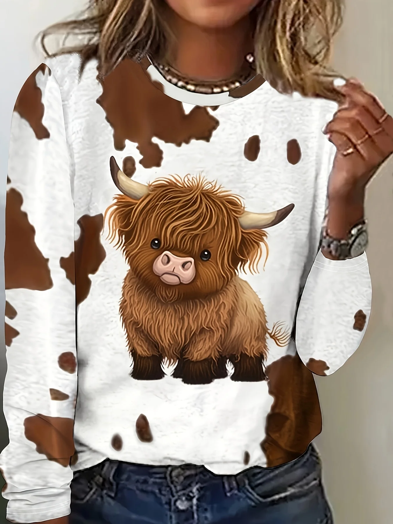 Women's Casual Sports Comfort Long Sleeve T-Shirt - Brown and White Cow Print T-Shirt for Spring and Autumn Casual Wear
Women's Casual Sports Comfort Long Sleeve T-Shirt - Brown and White Cow Print T-Shirt for Spring and Autumn Casual Wear