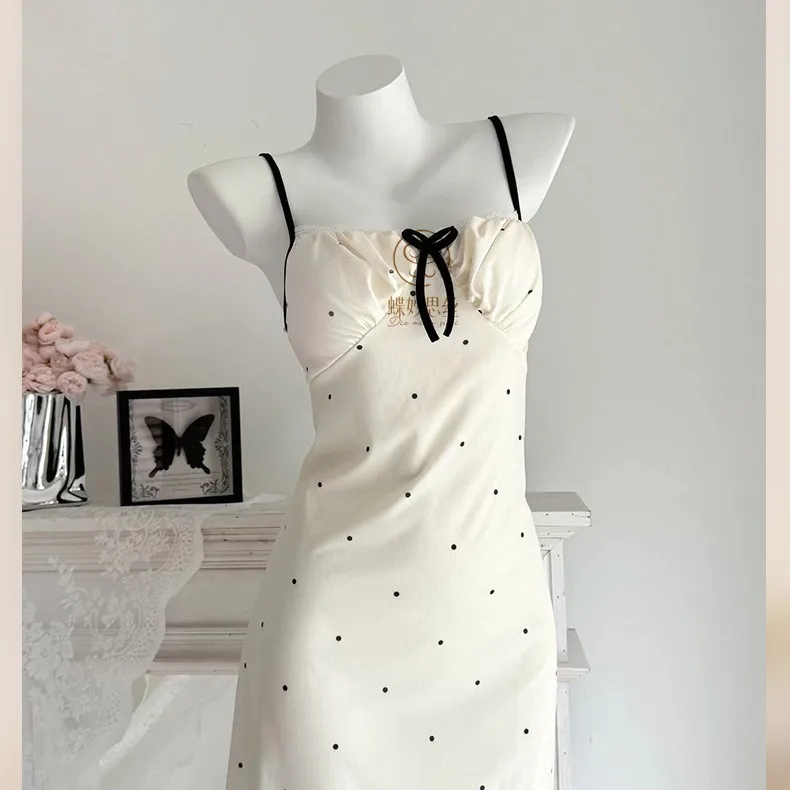 Cross-border Hot-selling Pure Desire Sexy Floral Bow Polka Dot Temptation Lingerie Nightdress
Cross-border Hot-selling Pure Desire Sexy Floral Bow Polka Dot Temptation Lingerie Nightdress