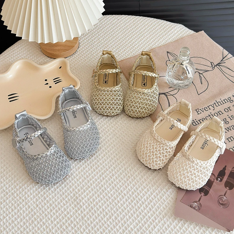 Girl's Sandals Braided Breath-mesh Luxury Slip-resistant Kids Summer Shoes Plain-colored Light Round Toe Children Dress Shoes
Girl's Sandals Braided Breath-mesh Luxury Slip-resistant Kids Summer Shoes Plain-colored Light Round Toe Children Dress Shoes