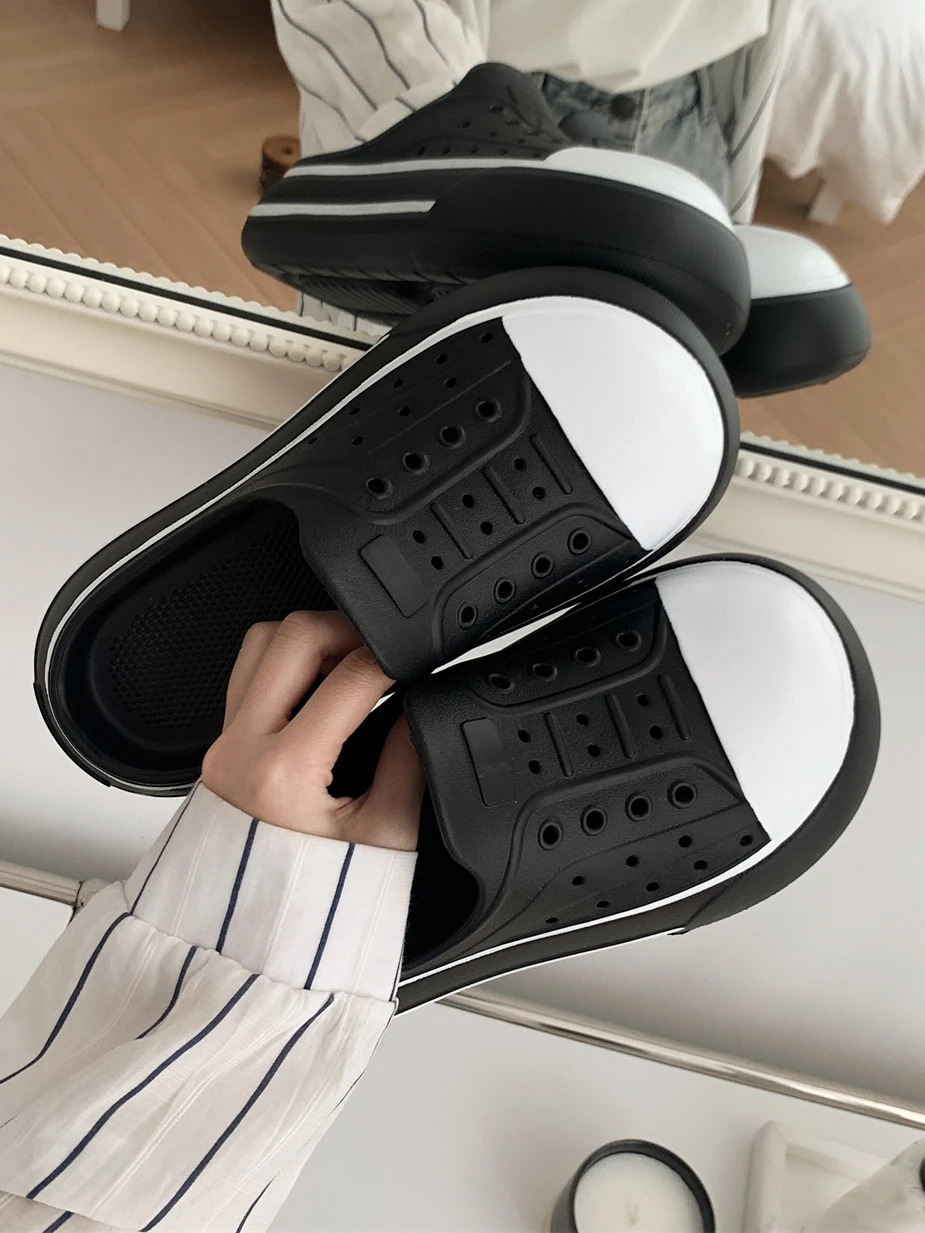 Casual Fashion Half Slippers Women's Summer Outdoor Wear T-Strap Flat Bottom EVA Color Block Sandals Easy to Wear Beach Shoes
Casual Fashion Half Slippers Women's Summer Outdoor Wear T-Strap Flat Bottom EVA Color Block Sandals Easy to Wear Beach Shoes