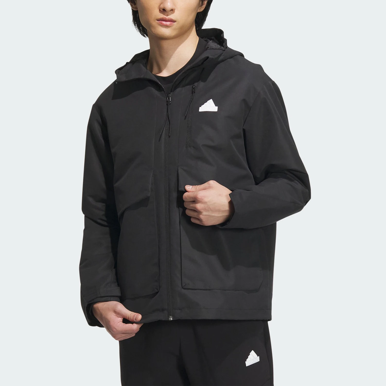 Adidas Official 2024, новая мужская тканая спортивная куртка с капюшоном IT3951
Adidas Official 2024, новая мужская тканая спортивная куртка с капюшоном IT3951