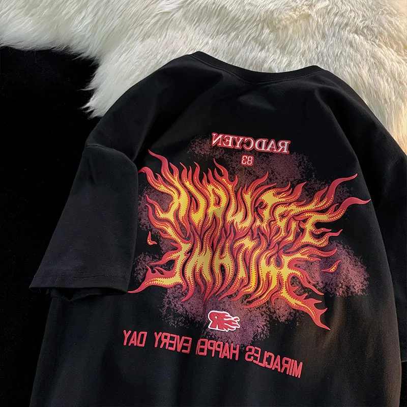 Casual Loose Men's T-irt ort Sve Flame Print f Sve Summer Faionable Streetwear Couple Matching Comfortable Tee
Casual Loose Men's T-irt ort Sve Flame Print f Sve Summer Faionable Streetwear Couple Matching Comfortable Tee