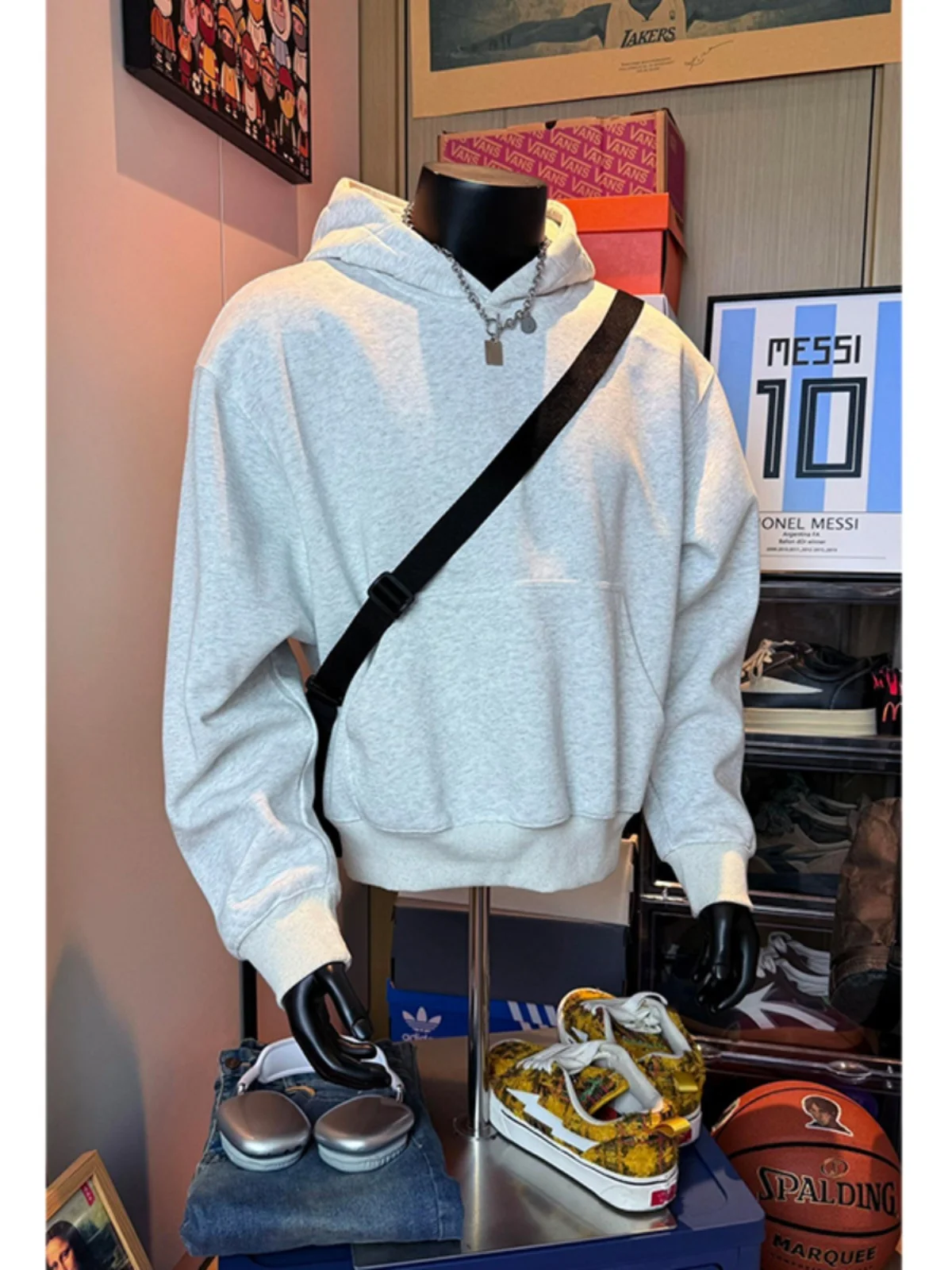 Мужская толстовка-худи из плотного флиса, молодежная, модная, с длинным рукавом, свободного кроя, осенне-зимняя верхняя одежда, Cleanfit Boy Jaet
Мужская толстовка-худи из плотного флиса, молодежная, модная, с длинным рукавом, свободного кроя, осенне-зимняя верхняя одежда, Cleanfit Boy Jaet