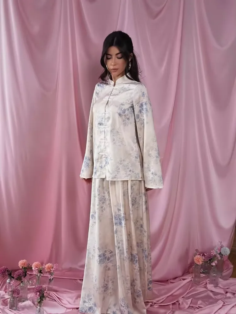 Printed Stand Collar Frog Button Blouses 2 Pieces Set Loose Long Flare Sleeve Shirt Maxi Skirts Suit Women New Elegant Outfits
Printed Stand Collar Frog Button Blouses 2 Pieces Set Loose Long Flare Sleeve Shirt Maxi Skirts Suit Women New Elegant Outfits