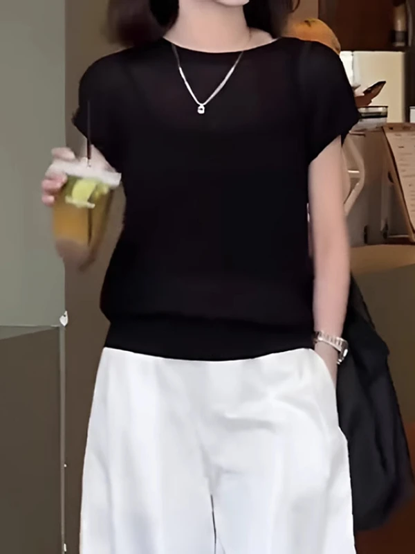 Женский летний вязаный топ из ледяного шелка с вырезами, свободного кроя, маленький размер, с открытыми плечами, большие размеры, модный дизайн
Женский летний вязаный топ из ледяного шелка с вырезами, свободного кроя, маленький размер, с открытыми плечами, большие размеры, модный дизайн