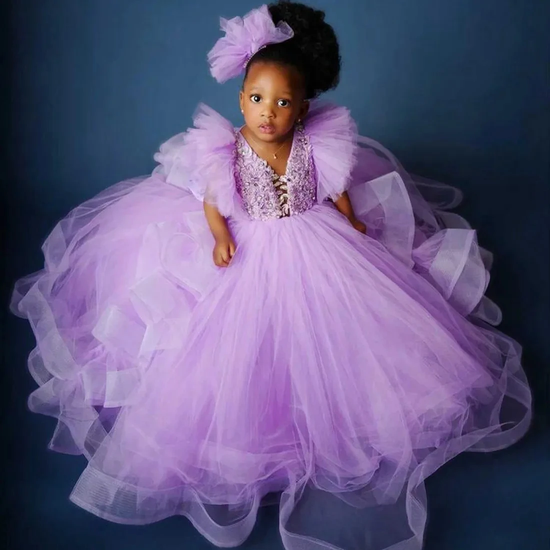 Purple Flower Girl Dresses for Bride Cap Sleeves V Neck Appliqued Beaded Lace Tiered Tulle Dresses Little Kids
Purple Flower Girl Dresses for Bride Cap Sleeves V Neck Appliqued Beaded Lace Tiered Tulle Dresses Little Kids