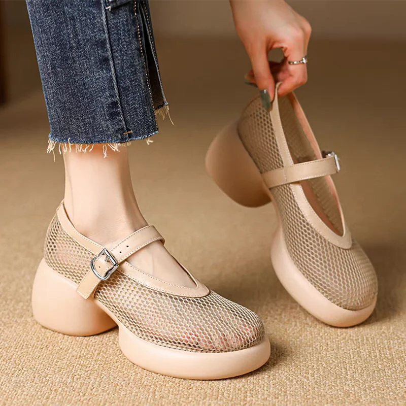Летние женские туфли Мэри Джейн на платформе с массивным средним каблуком, сетчатые, с ремешком на щиколотке, круглым носком, дышащие, повседневные, для женщин
Летние женские туфли Мэри Джейн на платформе с массивным средним каблуком, сетчатые, с ремешком на щиколотке, круглым носком, дышащие, повседневные, для женщин