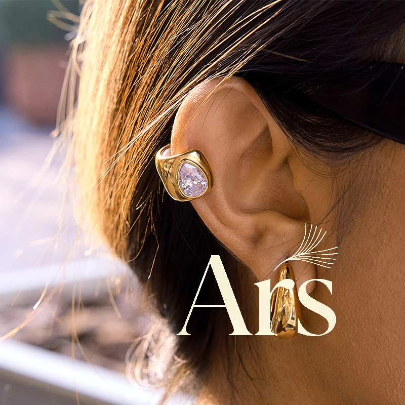 Ars 18K Gold Plated Hoop Ear Cuff for Women Stainless Steel No Piercing Ear Cuff Earring with White Zircon Dainty Clip Earrings
Ars 18K Gold Plated Hoop Ear Cuff for Women Stainless Steel No Piercing Ear Cuff Earring with White Zircon Dainty Clip Earrings