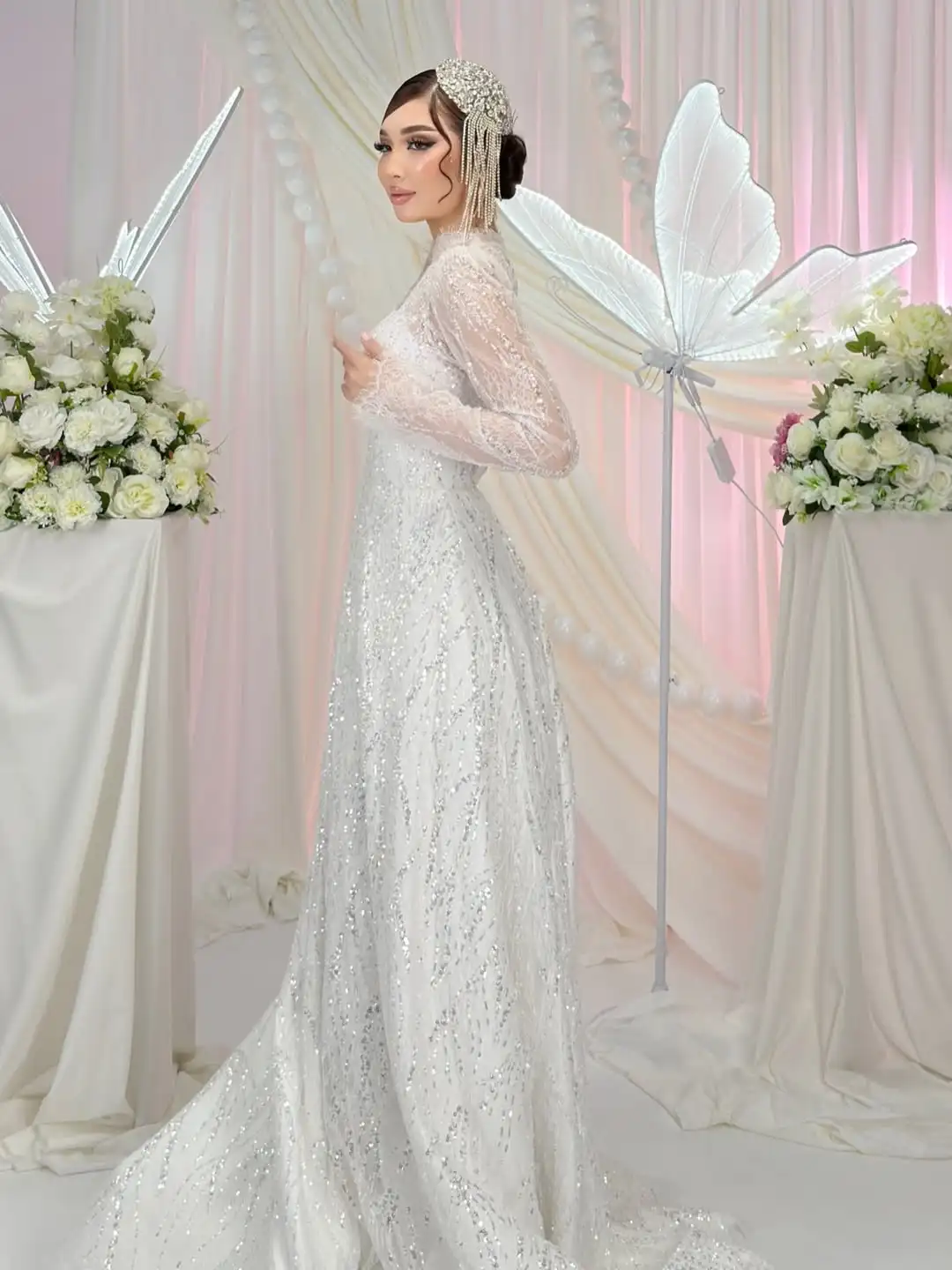 Elegant Muslim Wedding Dress, High Neck Long Sleeve Sequin Lace Bridal Gown for Wedding Customized Vestido de Novia
Elegant Muslim Wedding Dress, High Neck Long Sleeve Sequin Lace Bridal Gown for Wedding Customized Vestido de Novia