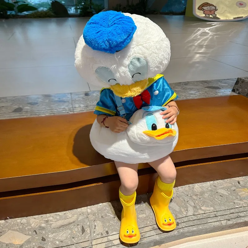 Donald Duck cos suit onesie climbing suit halloween duck modeling kindergarten activity class uniform performance costume
Donald Duck cos suit onesie climbing suit halloween duck modeling kindergarten activity class uniform performance costume