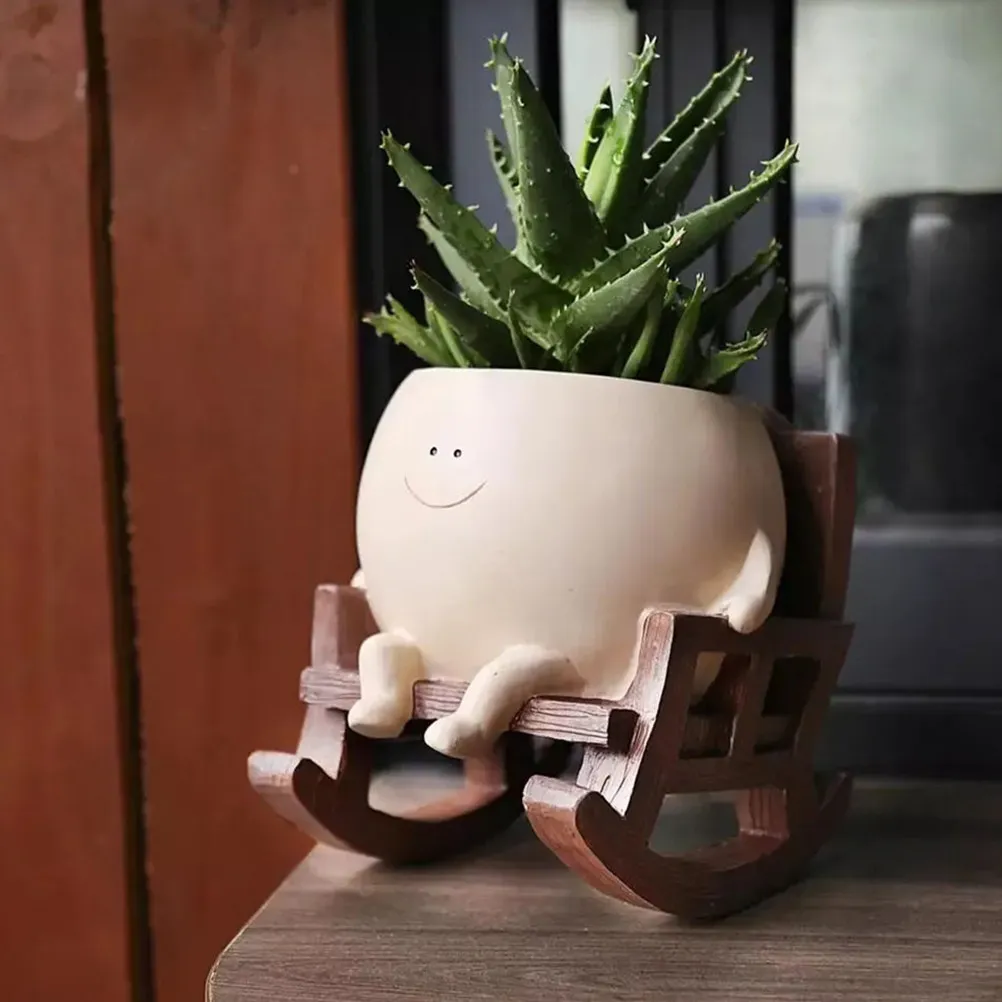 Очаровательное кашпо-качалка из смолы с улыбающимся дизайном для небольших растений, для домашнего декора, гостиной, рабочего стола
Очаровательное кашпо-качалка из смолы с улыбающимся дизайном для небольших растений, для домашнего декора, гостиной, рабочего стола