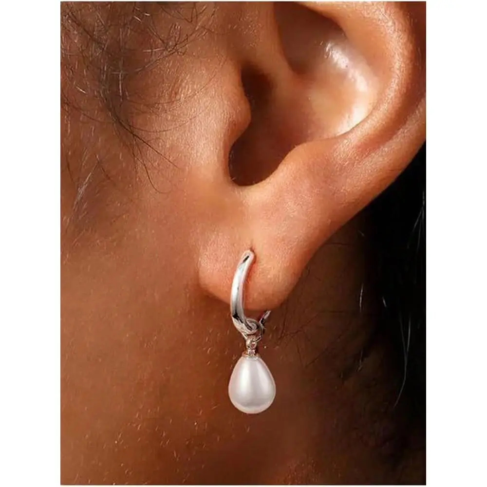 Stainless Steel Waterproof AntiFading Fashionable Gold Silver Drop Pearl Hoop Earrings, Suitable For Womens Daily Wear
Stainless Steel Waterproof AntiFading Fashionable Gold Silver Drop Pearl Hoop Earrings, Suitable For Womens Daily Wear