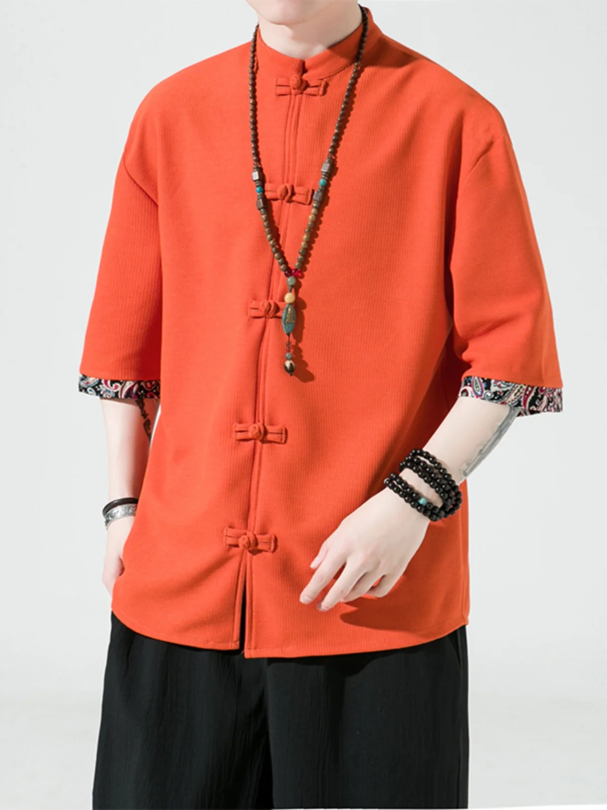 Новая китайская мужская рубашка с коротким рукавом в винтажном стиле Ханьфу на пуговицах, из тонкого материала, для прохладного летнего сезона
Новая китайская мужская рубашка с коротким рукавом в винтажном стиле Ханьфу на пуговицах, из тонкого материала, для прохладного летнего сезона