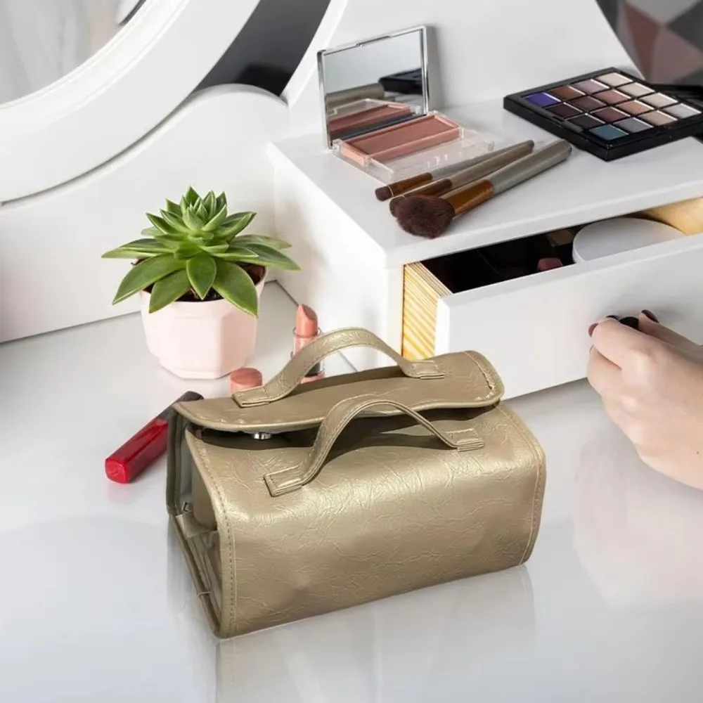 High Quality Portable Makeup Organizer Waterproof PU Toiletry Bag 4-in-1 Lightweight Cosmetic Pouch Women
High Quality Portable Makeup Organizer Waterproof PU Toiletry Bag 4-in-1 Lightweight Cosmetic Pouch Women