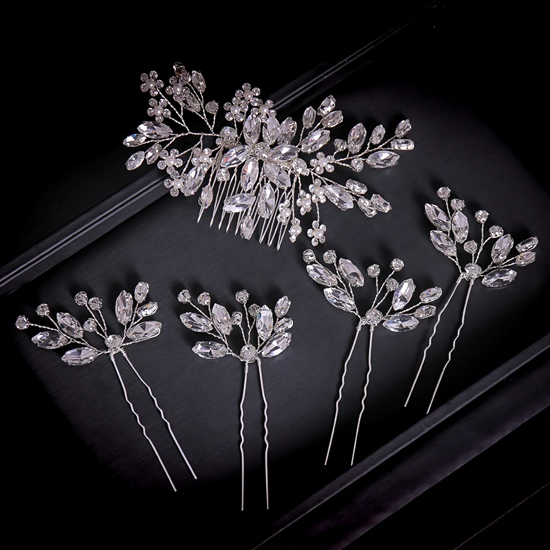 Western Wedding Fashion Headdress For Bride Handmade Wedding Crown Floral Pearl Hair Accessories Hair Ornaments
Western Wedding Fashion Headdress For Bride Handmade Wedding Crown Floral Pearl Hair Accessories Hair Ornaments