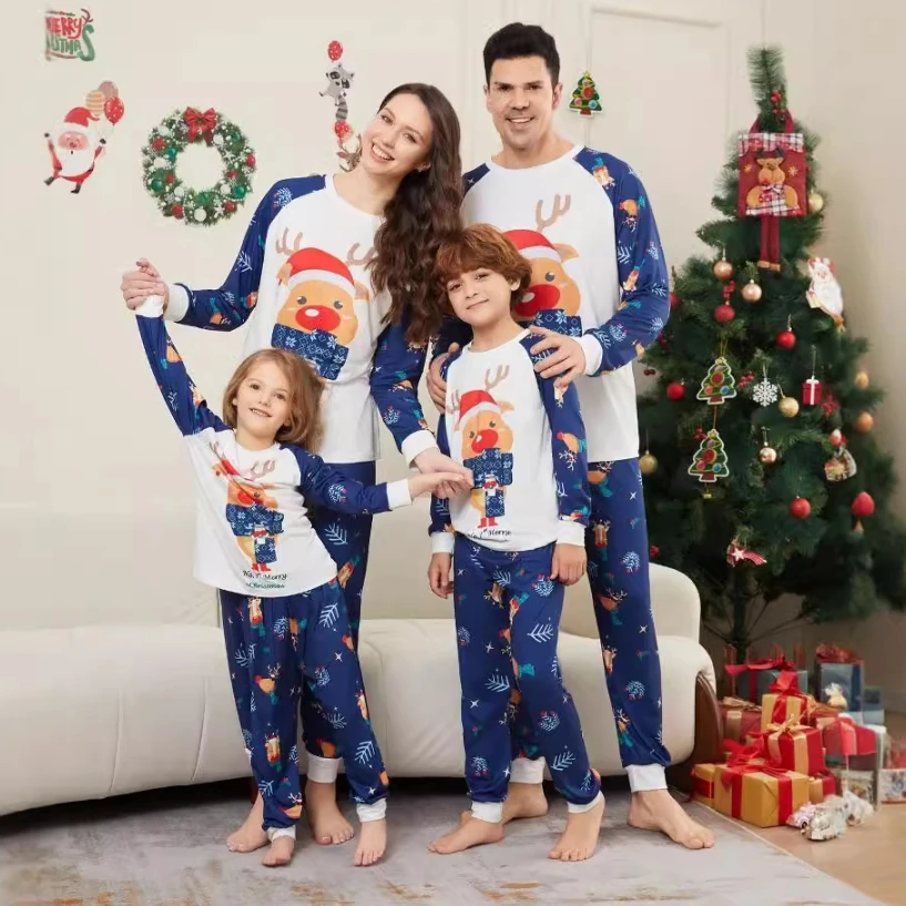 2024 Winter Cute Deer Print Christmas Matching Pajamas Family Clothes Soft Sleepwear Adults Kids Clothing Set New Year's Costume
2024 Winter Cute Deer Print Christmas Matching Pajamas Family Clothes Soft Sleepwear Adults Kids Clothing Set New Year's Costume