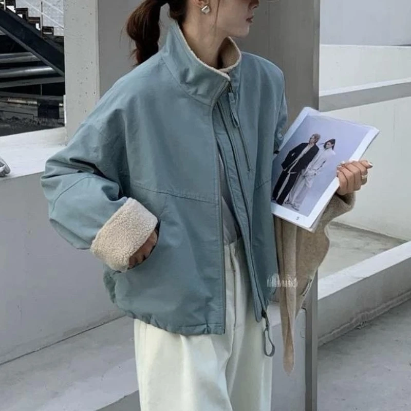 Korean Version Padded Coat Women's Winter New Fashion Design Sense Zipper Warm Short Pie to Overcome Women's Clothing
Korean Version Padded Coat Women's Winter New Fashion Design Sense Zipper Warm Short Pie to Overcome Women's Clothing