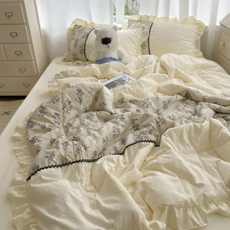 Countryside Style Lace Summer Cool Quilt, Machine Washable, Soft Water, Cotton Washing, Air Conditioning Quilt
Countryside Style Lace Summer Cool Quilt, Machine Washable, Soft Water, Cotton Washing, Air Conditioning Quilt