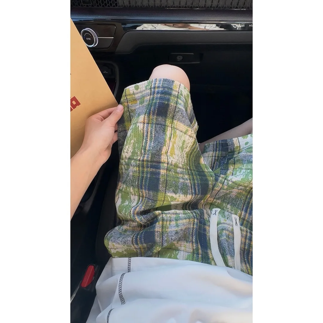 Summer Large Size Men's American Retro Tie Dye Plaid Shorts Sporty Casual Pants Loose Fit Straight Leg mid Low Waist
Summer Large Size Men's American Retro Tie Dye Plaid Shorts Sporty Casual Pants Loose Fit Straight Leg mid Low Waist