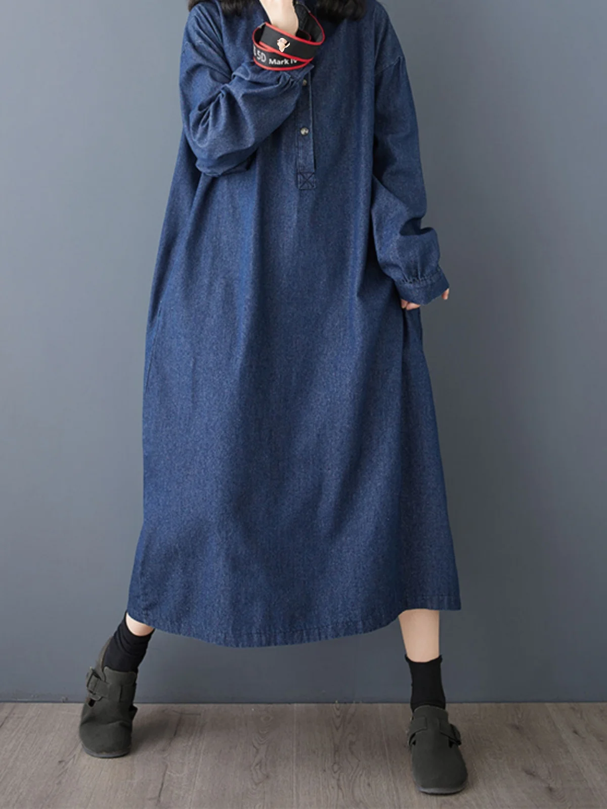 SuperAen Oversize Women's Spring New Vintage French Style Long Dress Loose Waist Long-sleeved Pullover Big Swing Denim Dresses
SuperAen Oversize Women's Spring New Vintage French Style Long Dress Loose Waist Long-sleeved Pullover Big Swing Denim Dresses