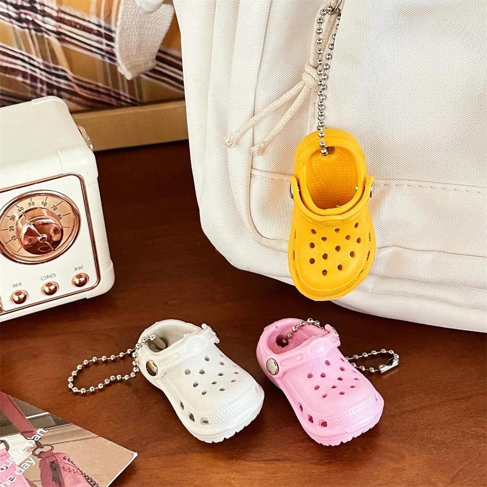 3D Silicone Slipper Sandal Keychain EVA Mini Hole Slippers Key rings For Women Men DIY Backpack Decoration
3D Silicone Slipper Sandal Keychain EVA Mini Hole Slippers Key rings For Women Men DIY Backpack Decoration