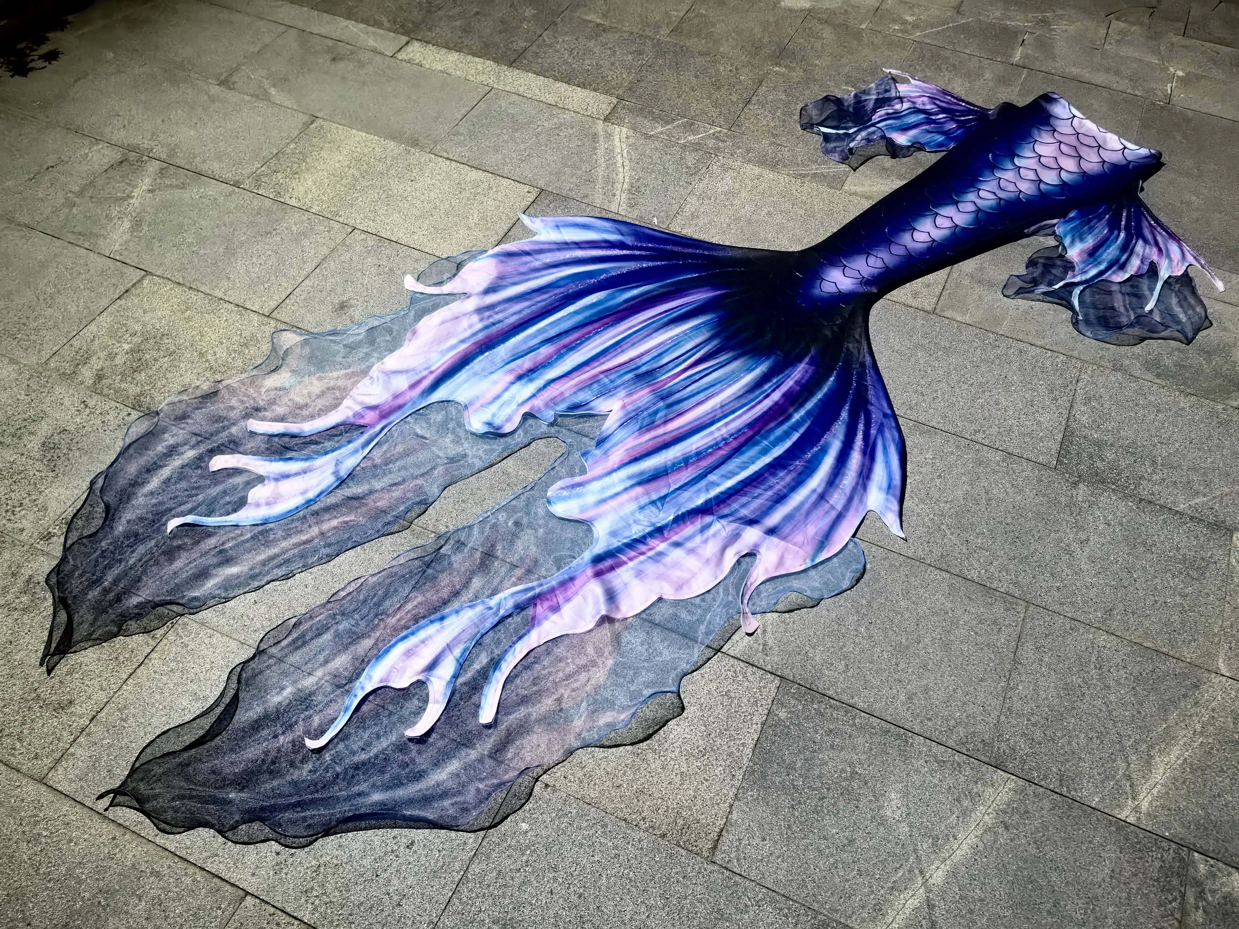 Autumn Spirit Hot Stamping Mermaid Big Tail Sparkling Mermaid Tail Swimsuit Aquarium Mermaid Performance Costume
Autumn Spirit Hot Stamping Mermaid Big Tail Sparkling Mermaid Tail Swimsuit Aquarium Mermaid Performance Costume
