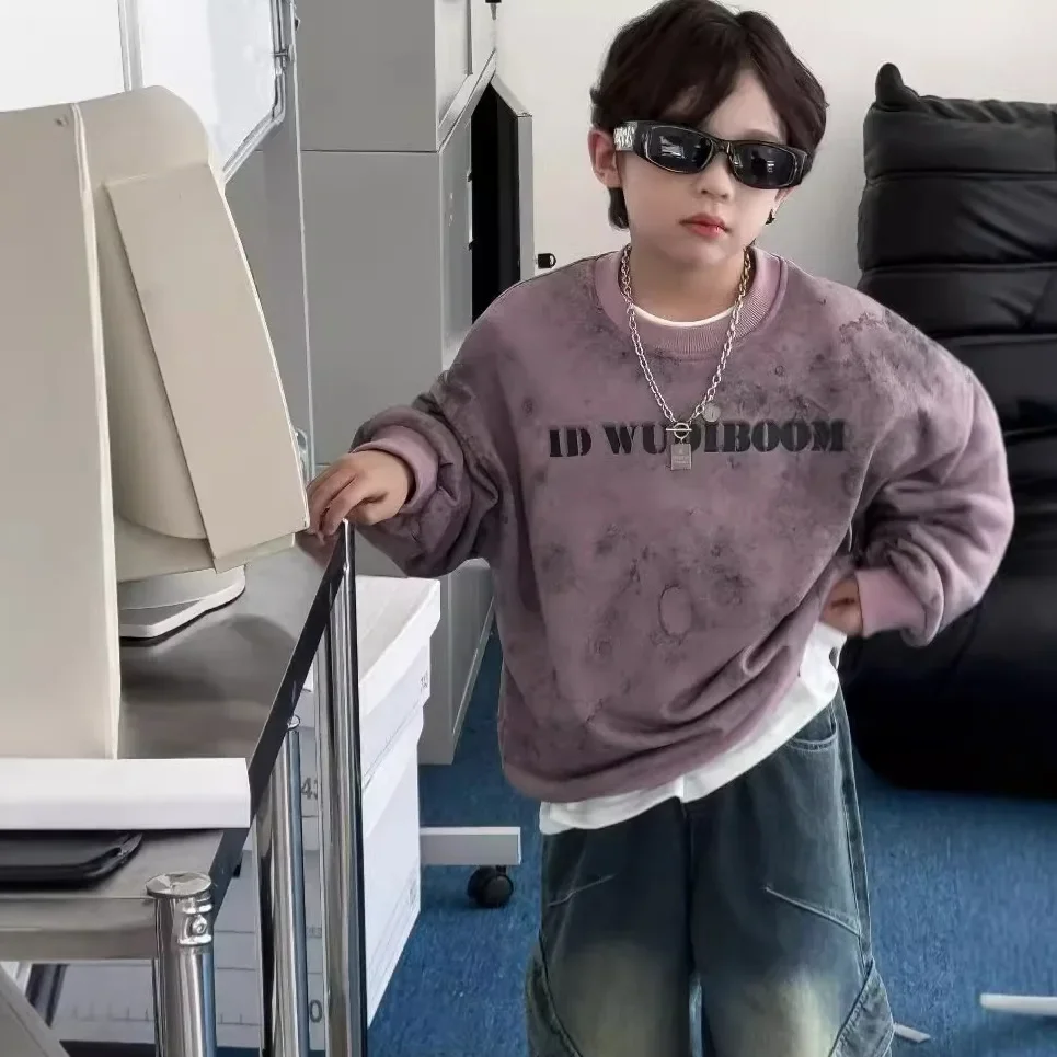 Children Clothes Boys Handsome Hoodie 2024 New Personality Smudgy Letters Printed Cool Fashionable Boys Pullover Hoodie
Children Clothes Boys Handsome Hoodie 2024 New Personality Smudgy Letters Printed Cool Fashionable Boys Pullover Hoodie