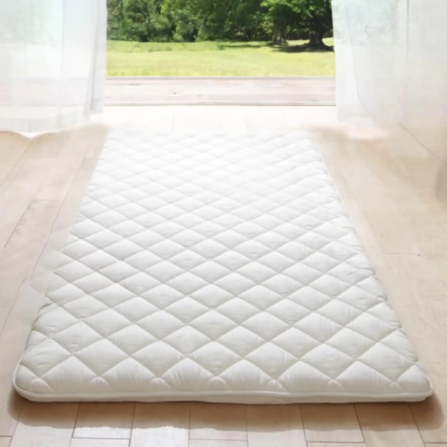 Made In Japan Foldable Twin Floor Lounger Bed Tatami Mat Roll Up Sleeping Pad Shikibuton White
Made In Japan Foldable Twin Floor Lounger Bed Tatami Mat Roll Up Sleeping Pad Shikibuton White